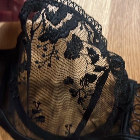 SIMONE PÉRÉLE black lace demi bra size 34C - Picture 3 of 7